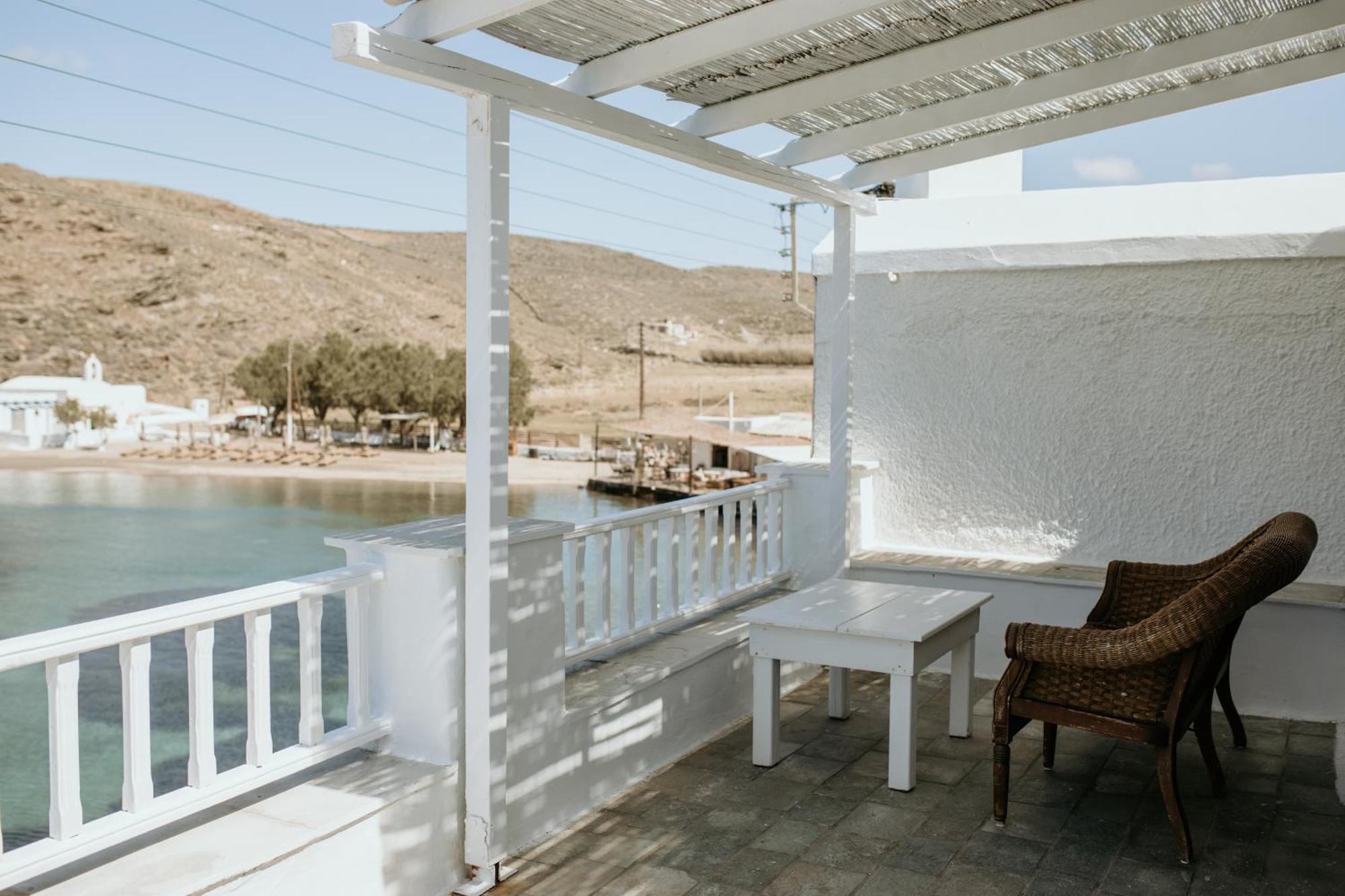 Yi & Thalassa Living By Khi Kíthnos Dış mekan fotoğraf