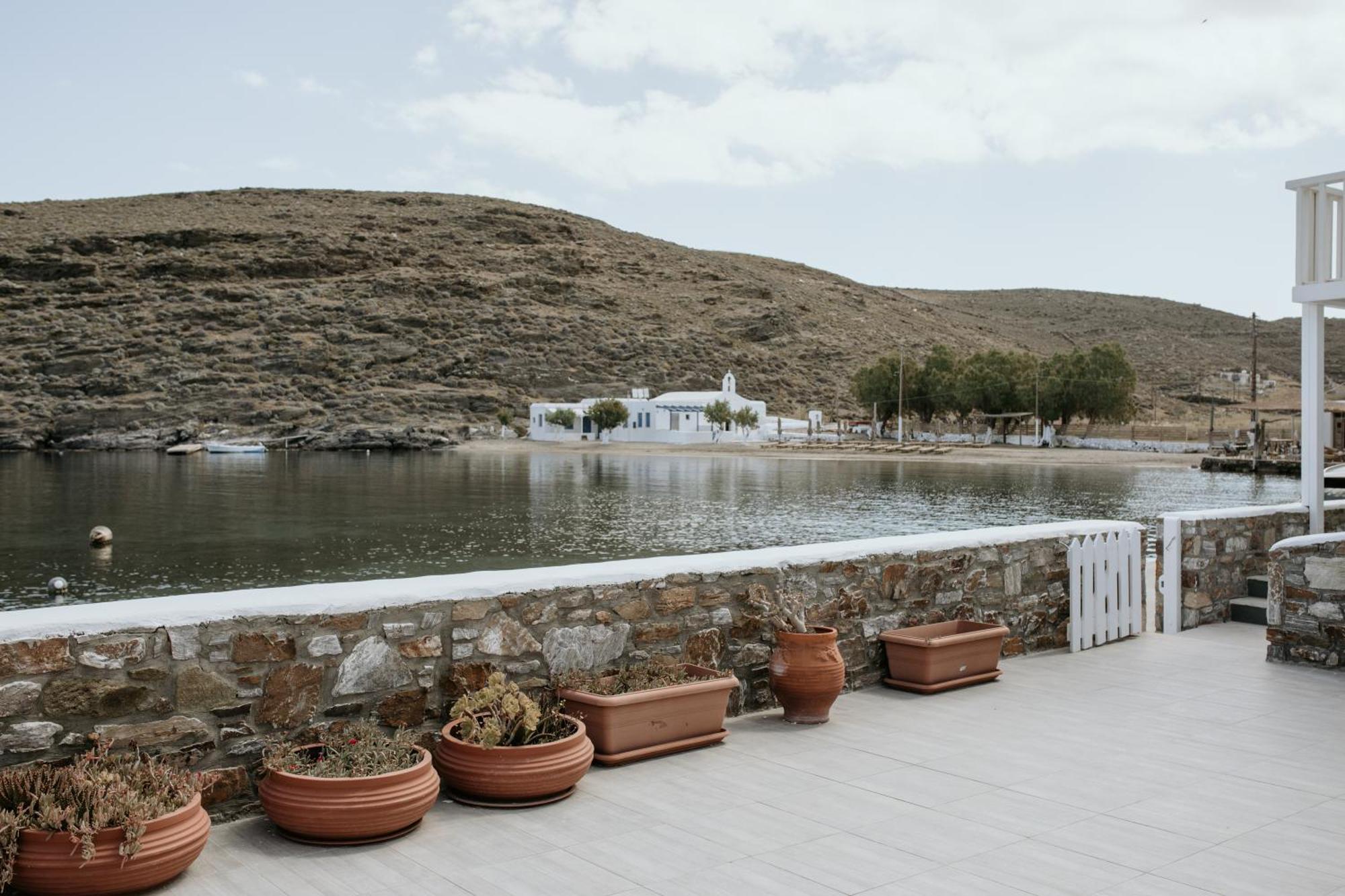 Yi & Thalassa Living By Khi Kíthnos Dış mekan fotoğraf